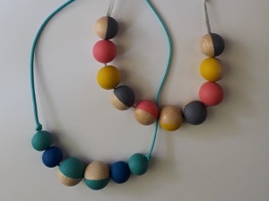 Beaded necklace workshop